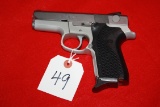 Smith & Wesson 6946 9mm Pistol