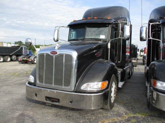 2012 PETERBILT 386 Ultra Cab Conventional