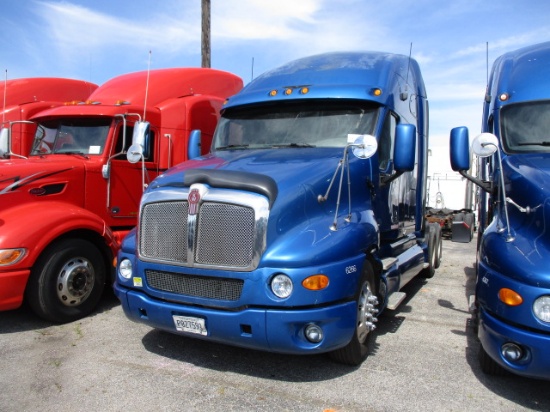 2010 KENWORTH T2000 Conventional