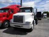 2001 INTERNATIONAL 9200 Conventional