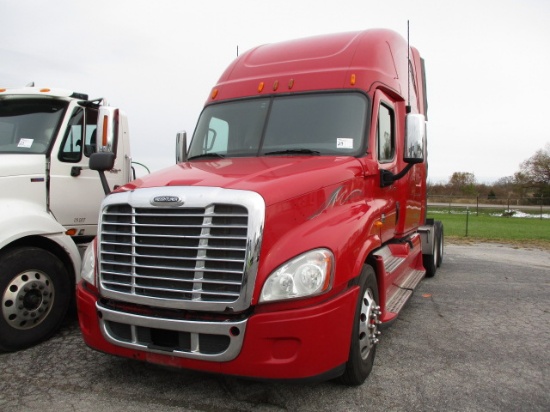 2012 FREIGHTLINER CA12564ST Cascadia Conventional