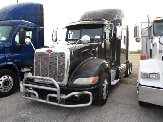 2013 PETERBILT 386 Conventional