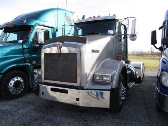 2011 KENWORTH T800 Conventional