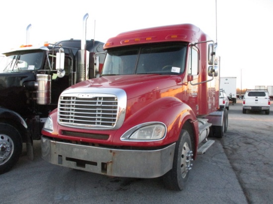 2006 FREIGHTLINER CL12064ST Columbia Conventional