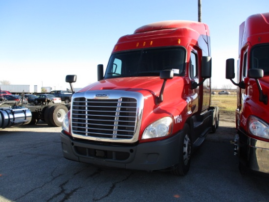 2014 FREIGHTLINER CA12564ST Cascadia Conventional