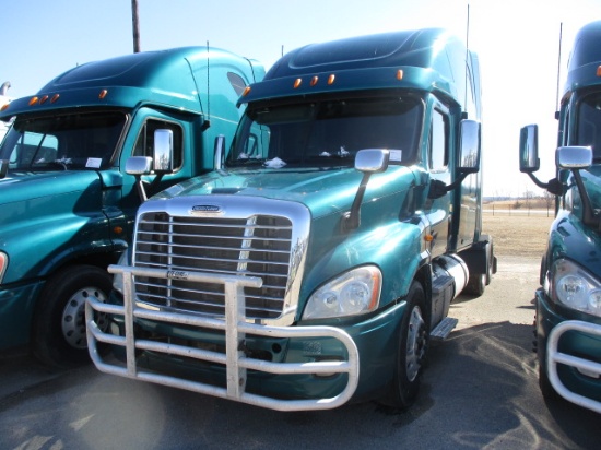 2012 FREIGHTLINER CA12564ST Cascadia Conventional