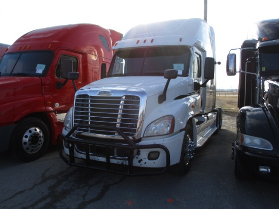 2014 FREIGHTLINER CA12564ST Cascadia Conventional