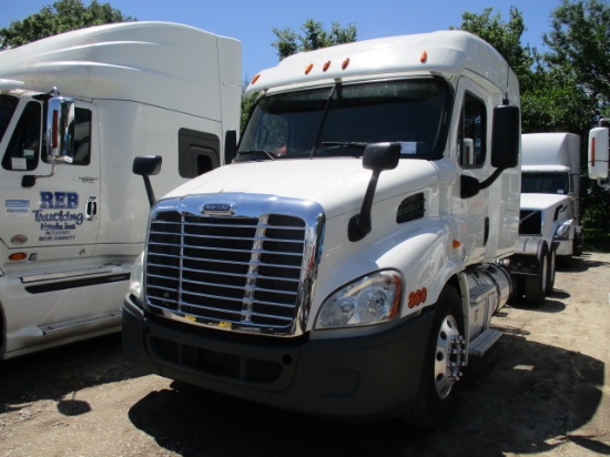 2012 FREIGHTLINER CA12564ST Cascadia Conventional