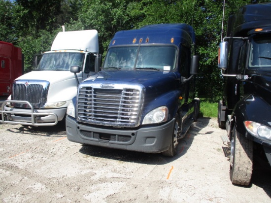 2012 FREIGHTLINER CA12564ST Cascadia Conventional