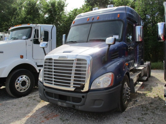 2011 FREIGHTLINER CA11364ST Cascadia Conventional