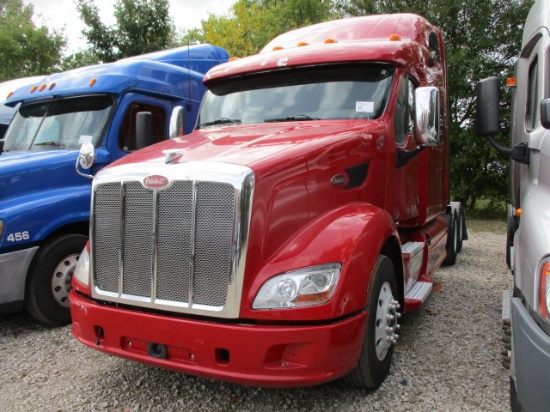 2013 PETERBILT 587 Conventional