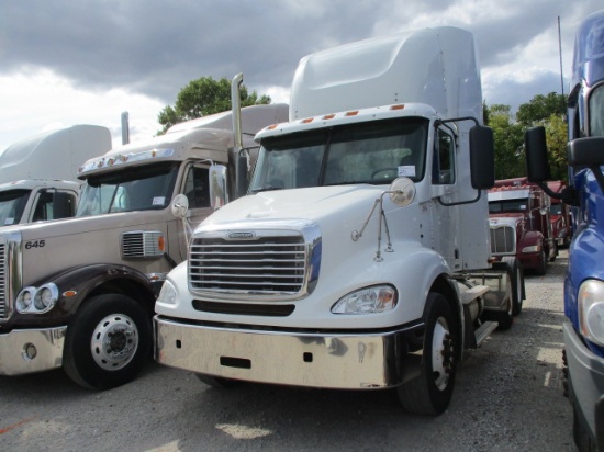 2009 FREIGHTLINER CL11264ST Columbia Conventional