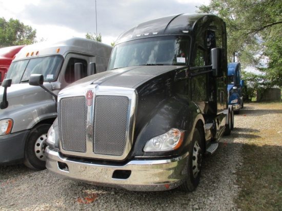 2015 KENWORTH T680 Conventional