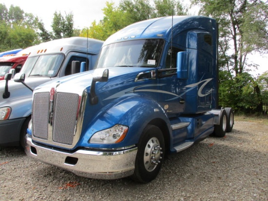 2015 KENWORTH T680 Conventional