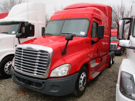 2014 FREIGHTLINER CA12564ST Cascadia Conventional