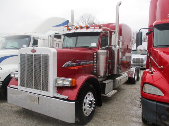 2006 PETERBILT 379 Extended Hood Ultra Cab Conventional