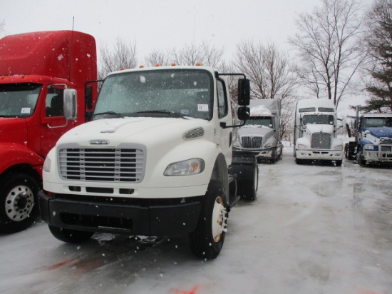 2013 FREIGHTLINER M2 106 Conventional