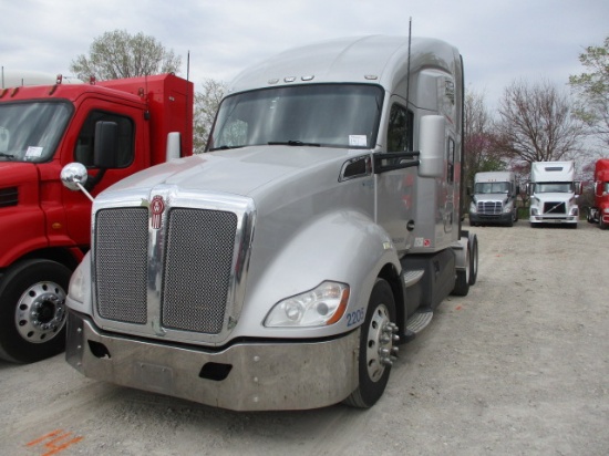 2014 KENWORTH T680 Conventional