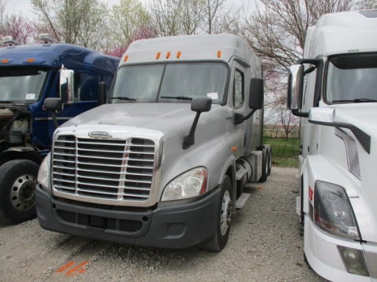 2014 FREIGHTLINER CA12564ST Cascadia Conventional