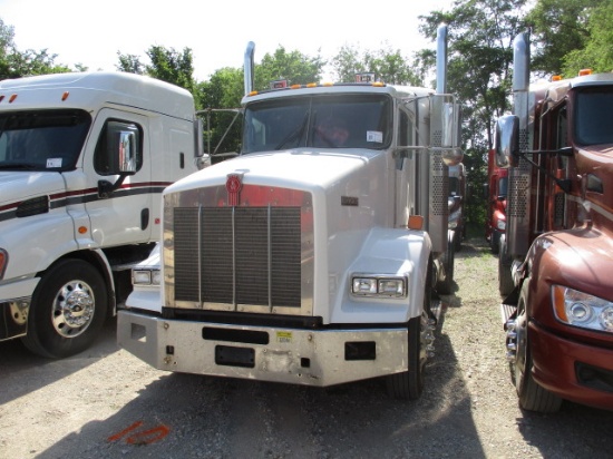 2015 KENWORTH T800 Conventional