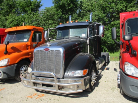 2013 PETERBILT 386 Conventional