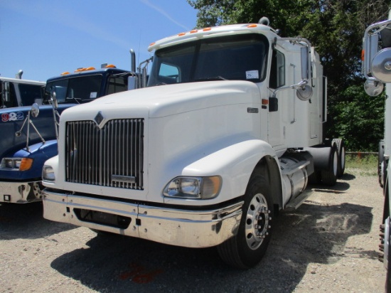2000 INTERNATIONAL 9400i Conventional