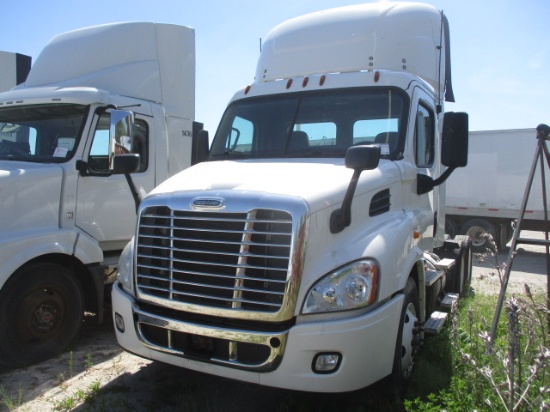 2016 FREIGHTLINER CA11364ST Cascadia Conventional