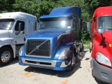 2013 VOLVO VNL64T-630 Conventional