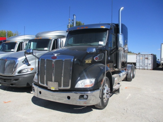 2017 PETERBILT 579 Ultra Cab Conventional