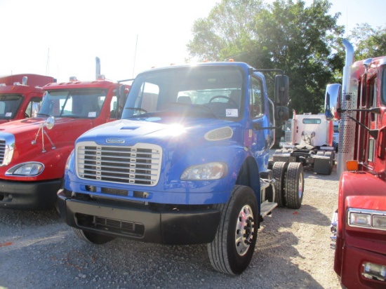 2012 FREIGHTLINER M2 106 Conventional