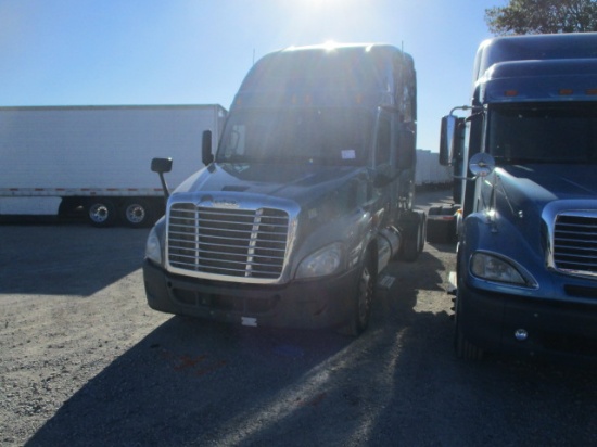 2011 FREIGHTLINER CA12564ST Cascadia Conventional