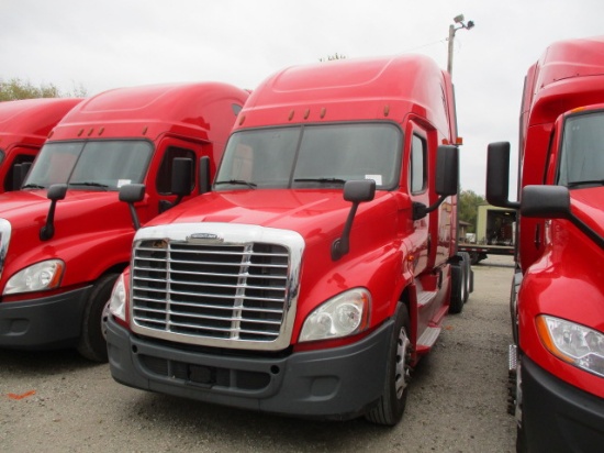 2018 FREIGHTLINER CA12564ST Cascadia Evolution Conventional