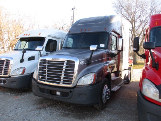 2013 FREIGHTLINER CA12564ST Cascadia Conventional