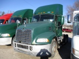 2013 MACK CXU613 Pinnacle Conventional, NON-RUNNER