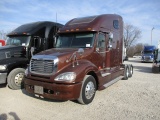 2002 FREIGHTLINER CL12064ST Columbia Conventional