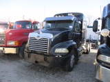 2000 MACK CX613 Vision Conventional