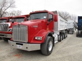 2014 KENWORTH T800 Dump Truck