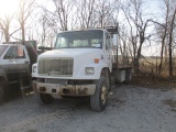 2002 FREIGHTLINER FL-70 Flatbed Truck