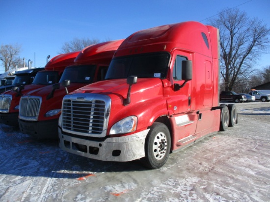 2018 FREIGHTLINER CA12564ST Cascadia Evolution Conventional