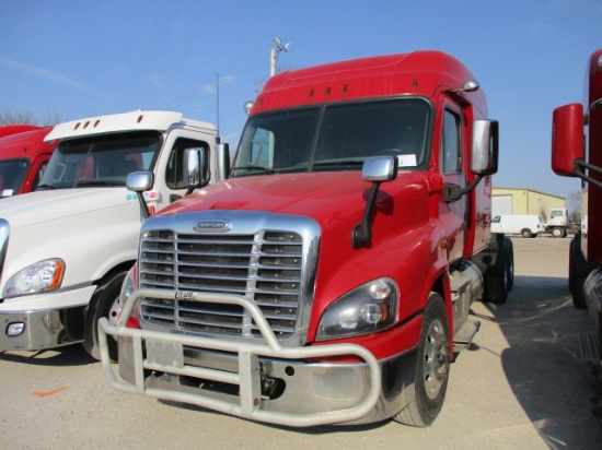 2019 FREIGHTLINER CA12564ST Cascadia Conventional