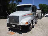 1998 VOLVO VNL64T Conventional