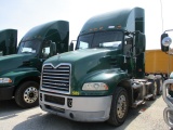 2013 MACK CXU613 Pinnacle Conventional