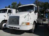 1998 VOLVO VNL64T Conventional