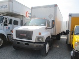 2007 GMC C7500 Van Truck