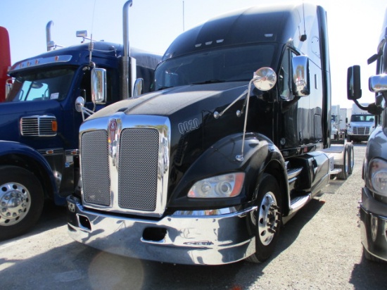 2013 KENWORTH T700 Conventional