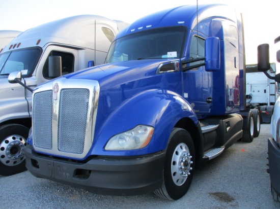 2015 KENWORTH T680 Conventional