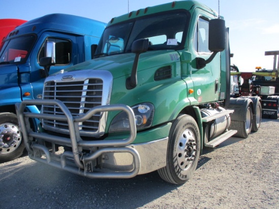 2017 FREIGHTLINER CA11364ST Cascadia Conventional