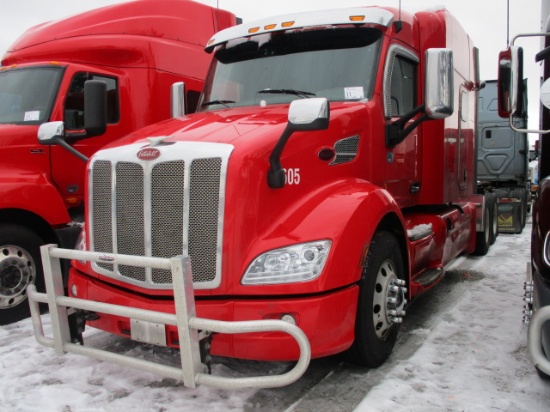 2017 PETERBILT 579 Ultra Cab Conventional