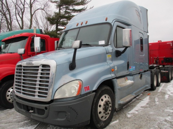 2016 FREIGHTLINER CA12564ST Cascadia Evolution Conventional