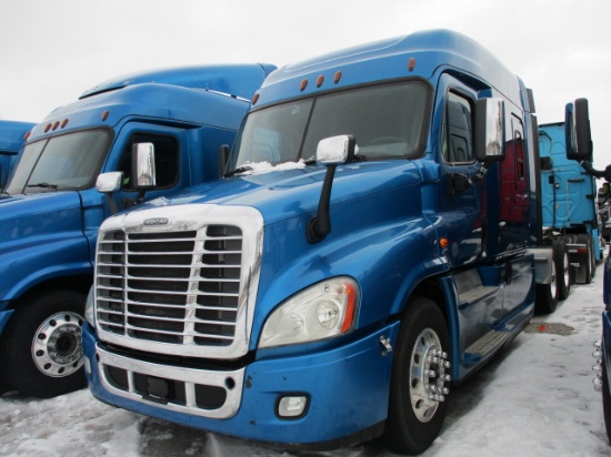 2018 FREIGHTLINER CA12564ST Cascadia Conventional